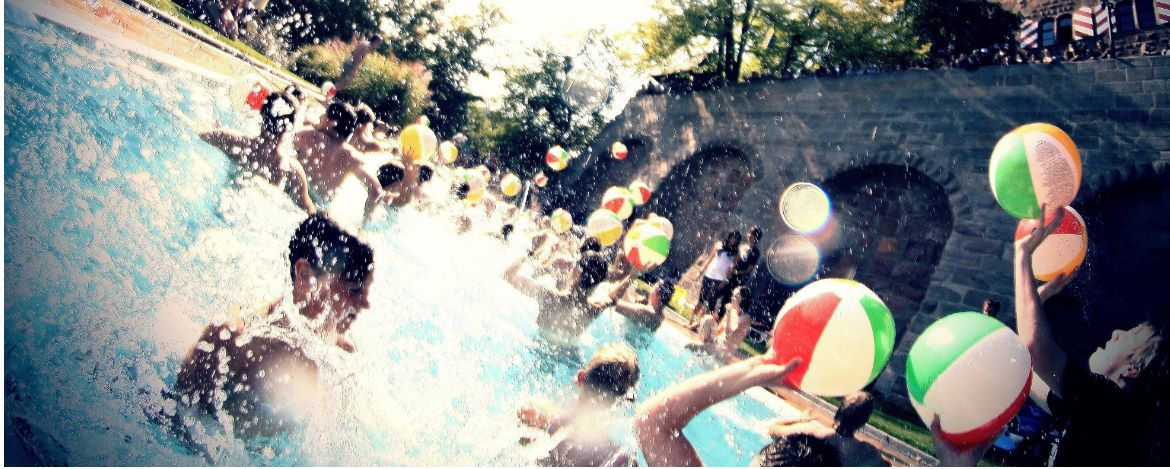 Badespaß im beheizten Freibad für Jugendliche und Schüler 