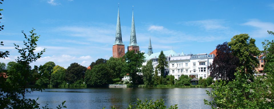 Reiseangebote Lübeck - Vor dem Burgtor