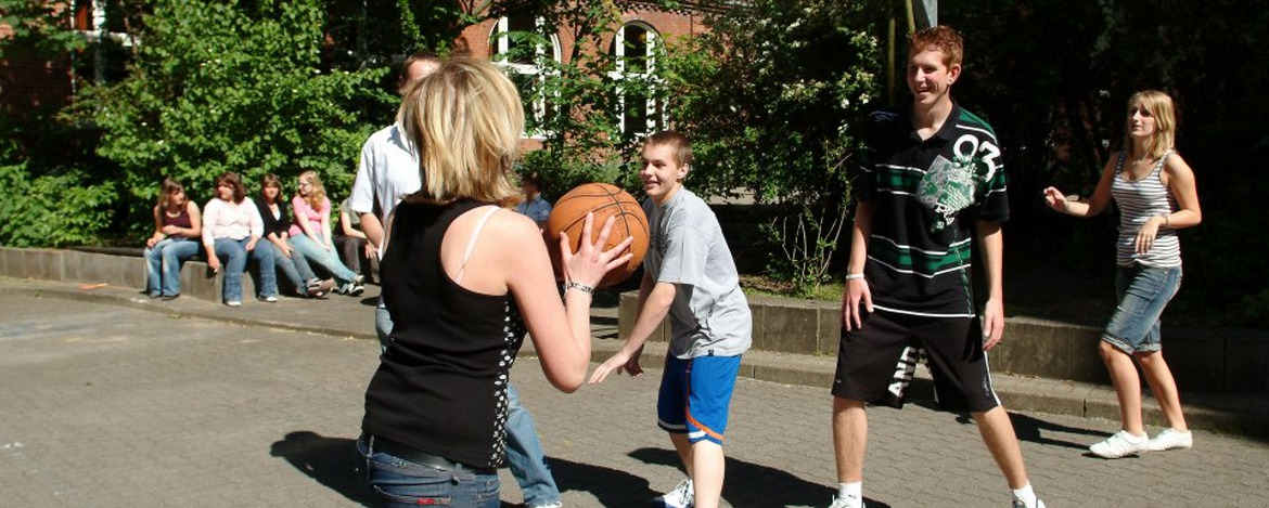 Basketballspiel Jugendherberge Neumünster