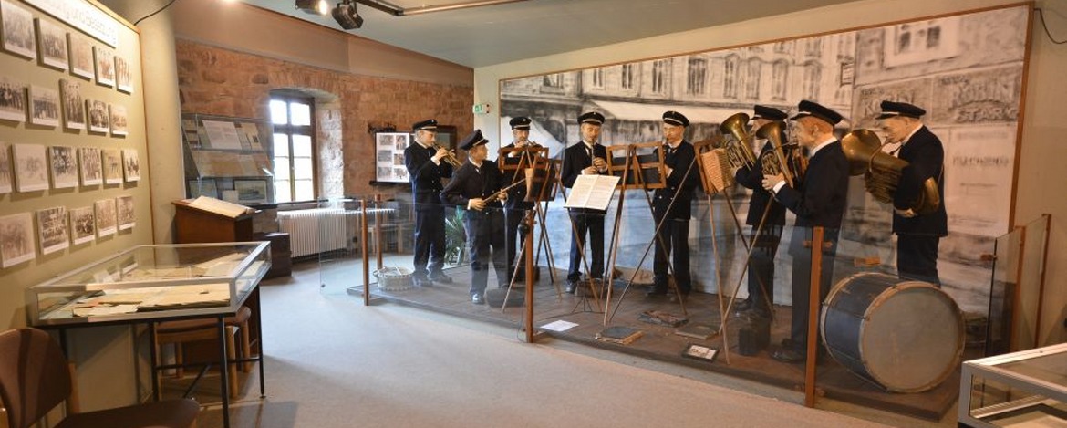 Musikantenlandmuseum auf dem Gelände der Burg Lichtenberg