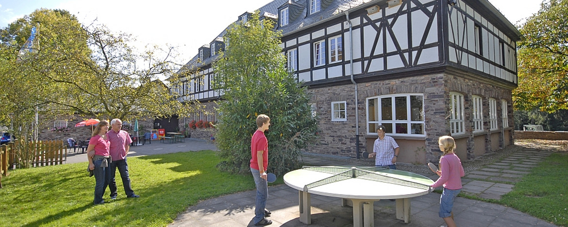 Außenbereich der Jugendherberge Hermeskeil