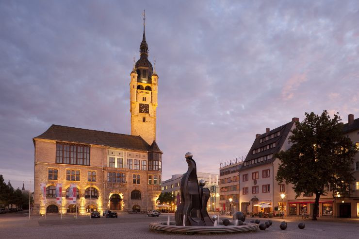 Rathaus und Markt von Dessau