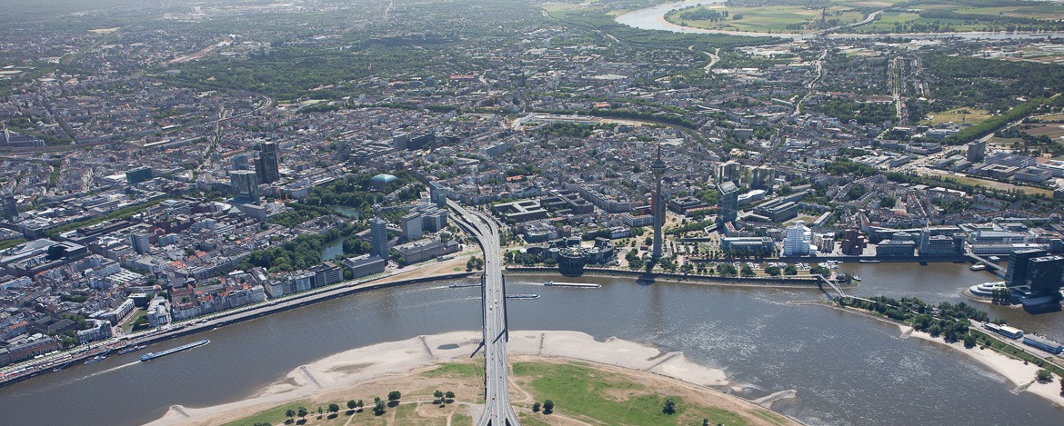 Rheinkniebrücke